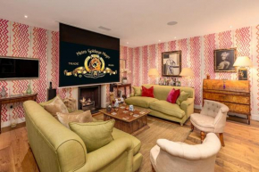 Stunning Notting Hill 3 bed with Air con